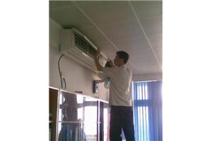 武汉热水器燃气灶洗衣机空调太阳能壁挂炉售后维修电话
