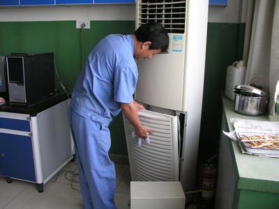 济南高新区空调维修 空调不制冷的原因 加氟 加制冷剂 安装